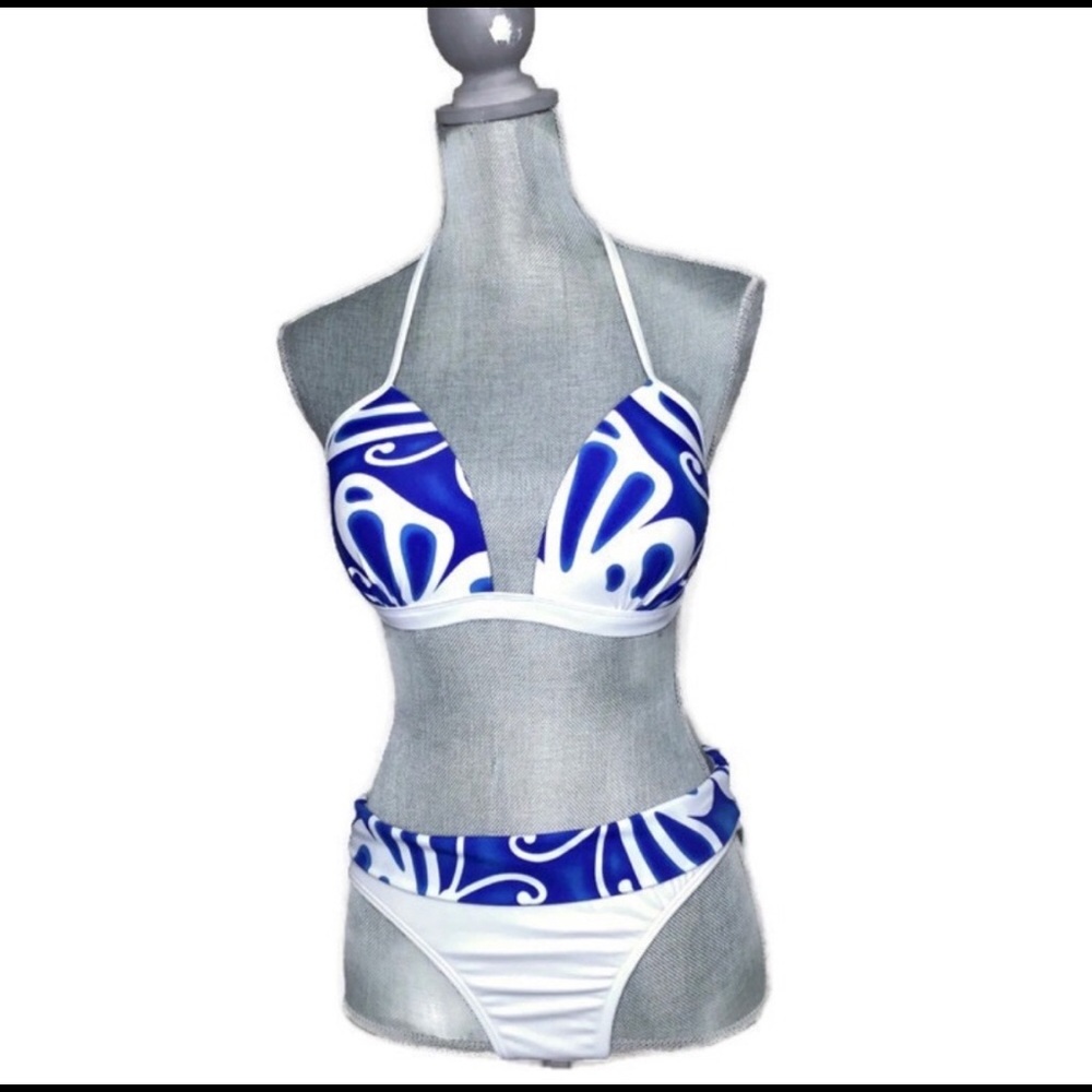 Venus women’s bikini blue and white size 10 D